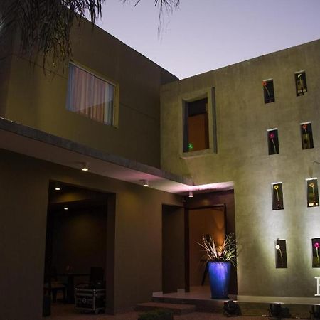 Faro Norte Suites アスンシオン エクステリア 写真