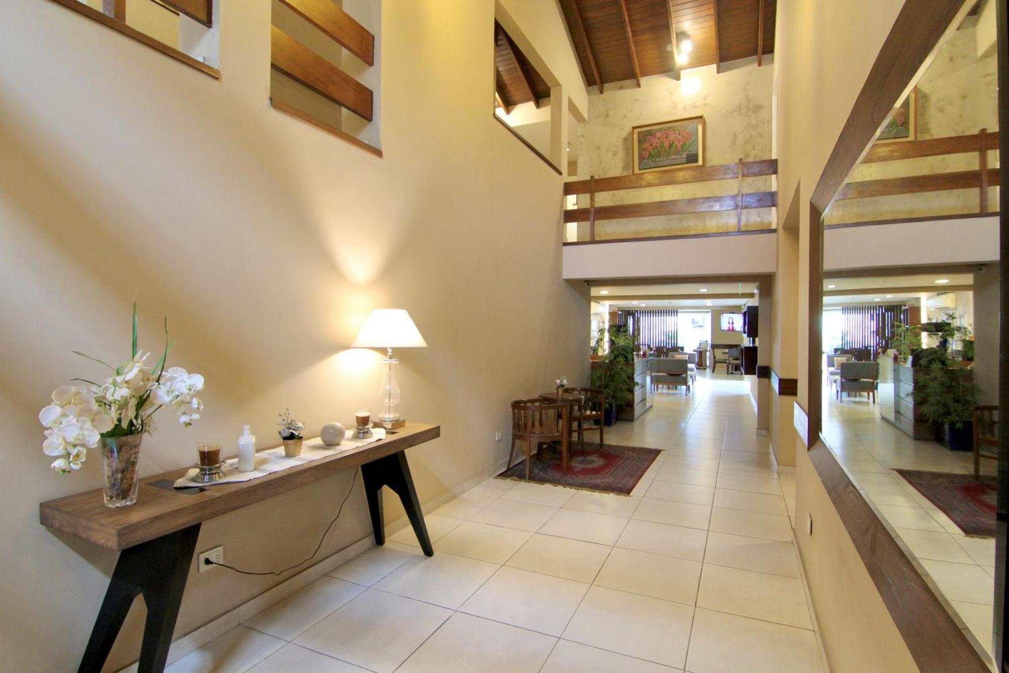 Faro Norte Suites アスンシオン エクステリア 写真